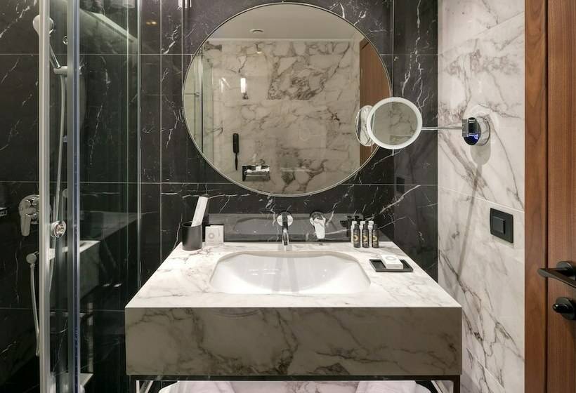 带海景的高档三人间, Electra Palace Thessaloniki