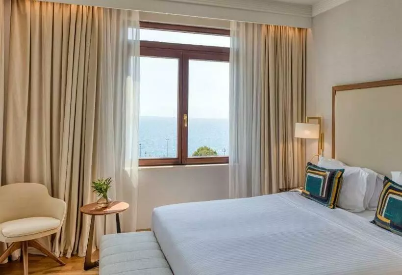 Juniorsviitti, Electra Palace Thessaloniki