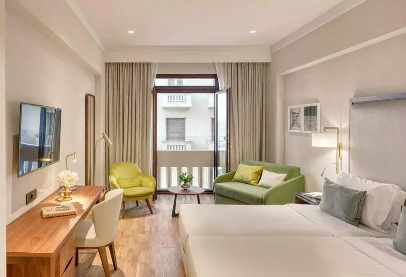 Superior-huone Sivuttainen Merinäkymä, Electra Palace Thessaloniki
