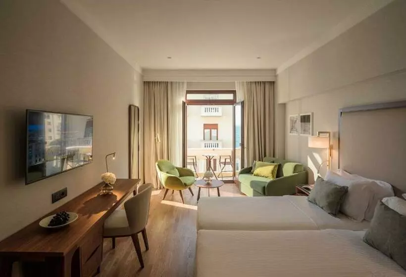 Premium Kolmen Hengen Huone, Electra Palace Thessaloniki
