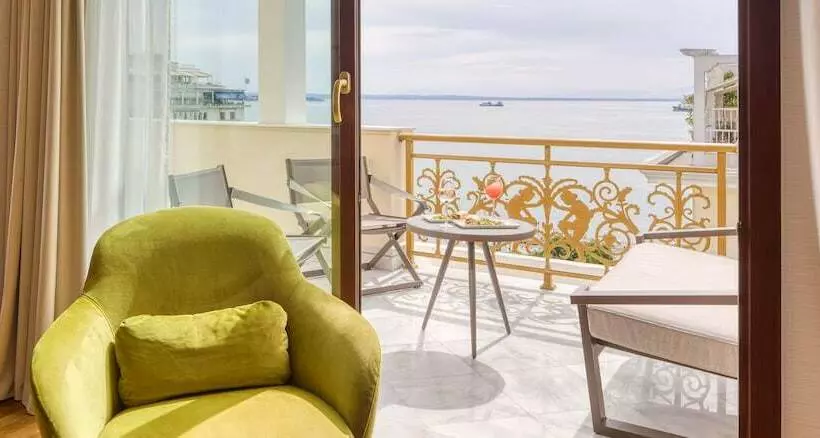 Executive-sviitti, Electra Palace Thessaloniki