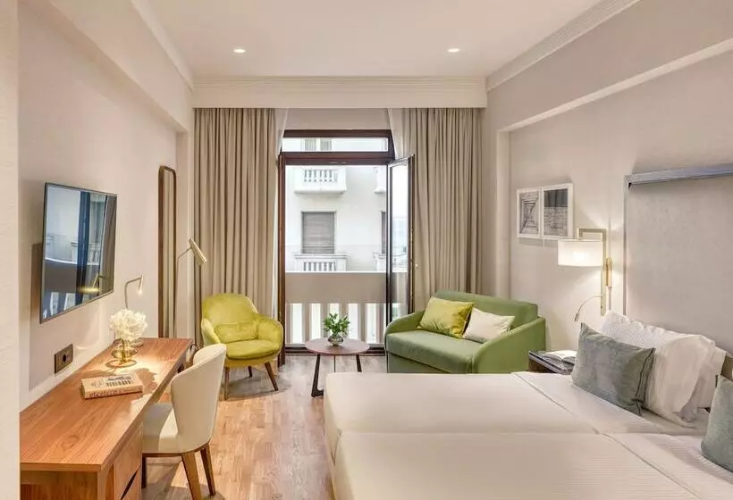 Superior-huone Näkymä, Electra Palace Thessaloniki