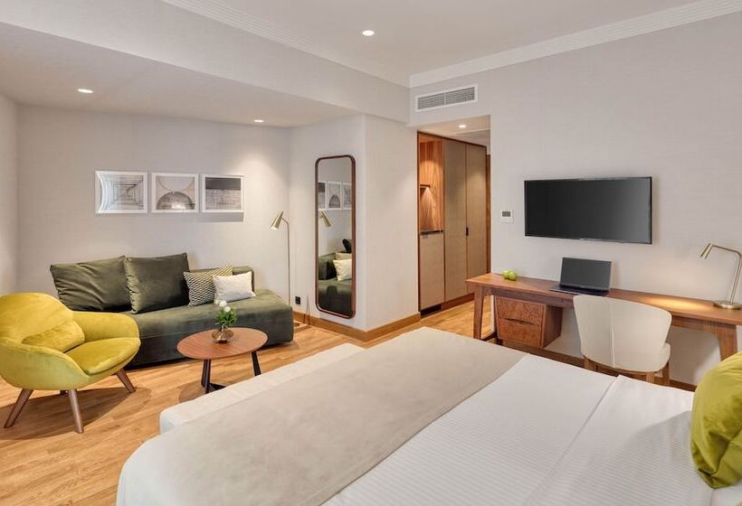 三人经典房间, Electra Palace Thessaloniki
