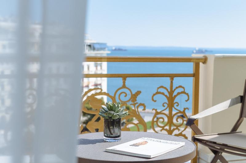 行政三人间, Electra Palace Thessaloniki