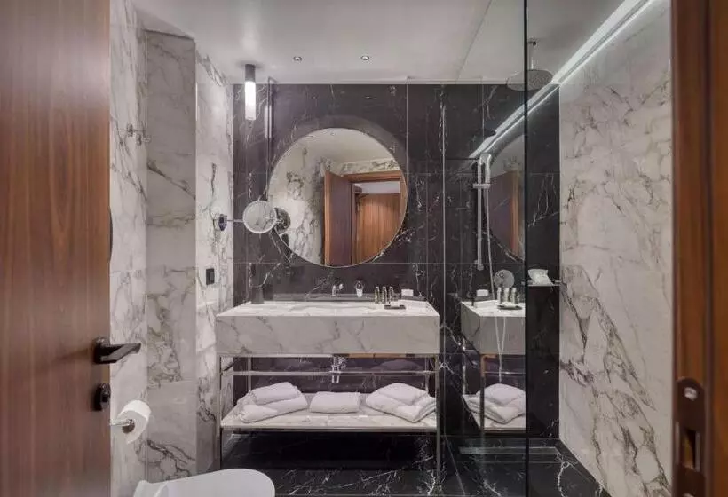 Classic Kolmen Hengen Huone, Electra Palace Thessaloniki