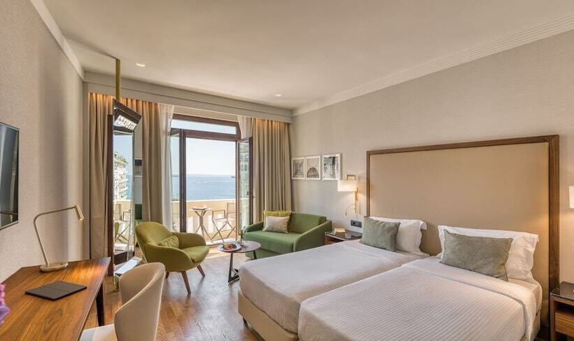 高级三人间, Electra Palace Thessaloniki