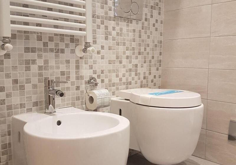 三人经典房间, Electra Palace Thessaloniki