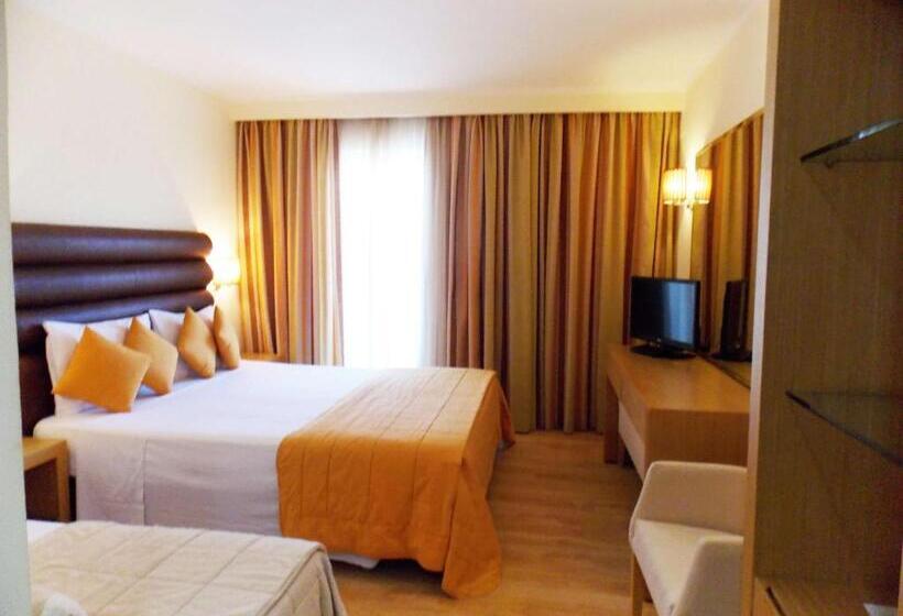 Номер Стандарт с Балконом, Galaxy Beach Resort Bw Premier Collection