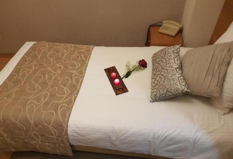 غرفة قياسية فردية, Glaros