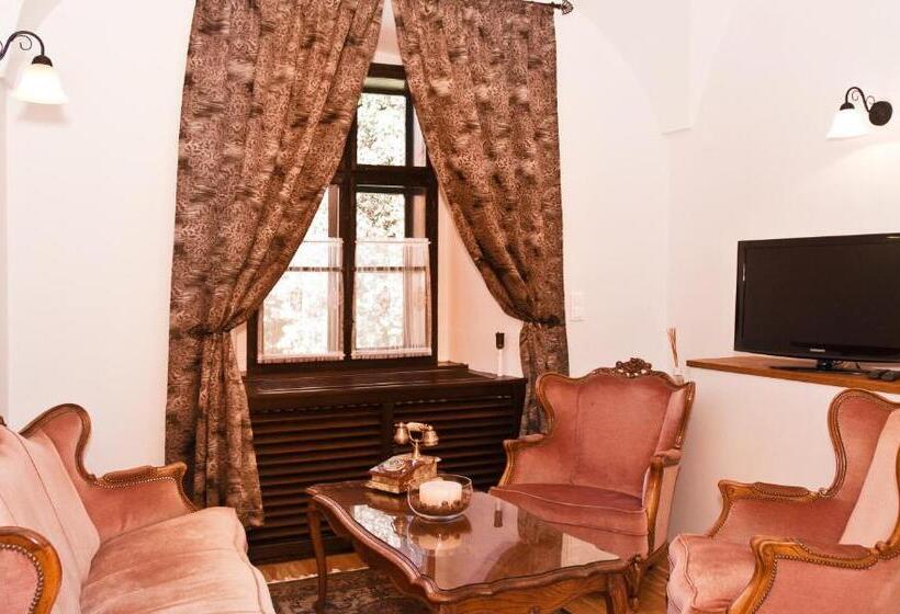 スイート, Klastrom