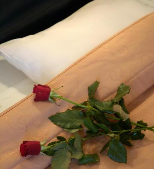 スタンダードルーム, Klonos   Kyriakos Klonos