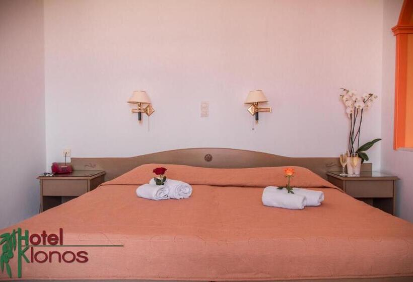 ファミリールーム, Klonos   Kyriakos Klonos