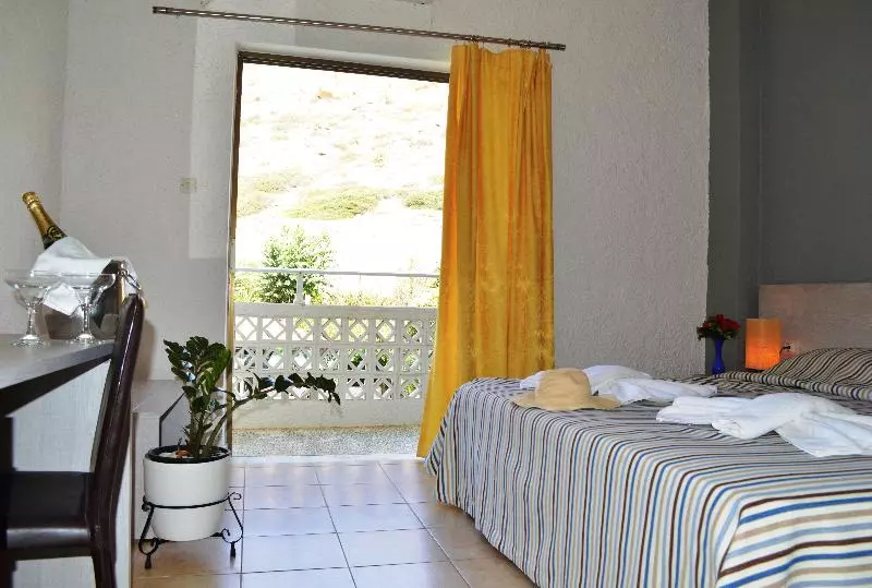 اتاق استاندارد یک نفره, Matala Bay Hotel & Apartments
