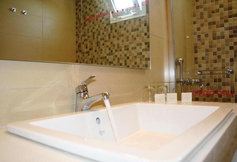 غرفة ديلوكس ثلاثية, Matala Bay Hotel & Apartments