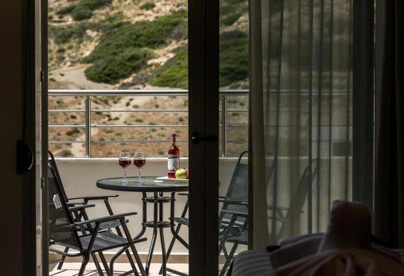 غرفة ديلوكس عائلية, Matala Bay Hotel & Apartments