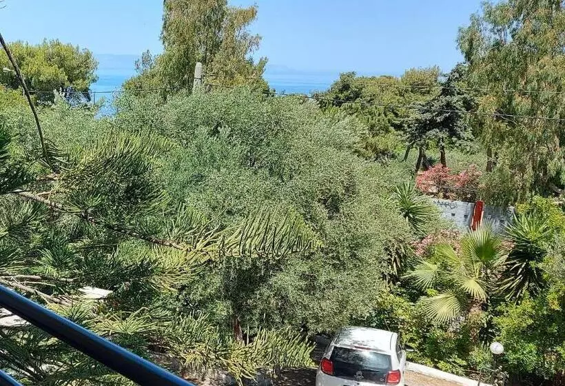 Suite Familiale, Monte Vardia