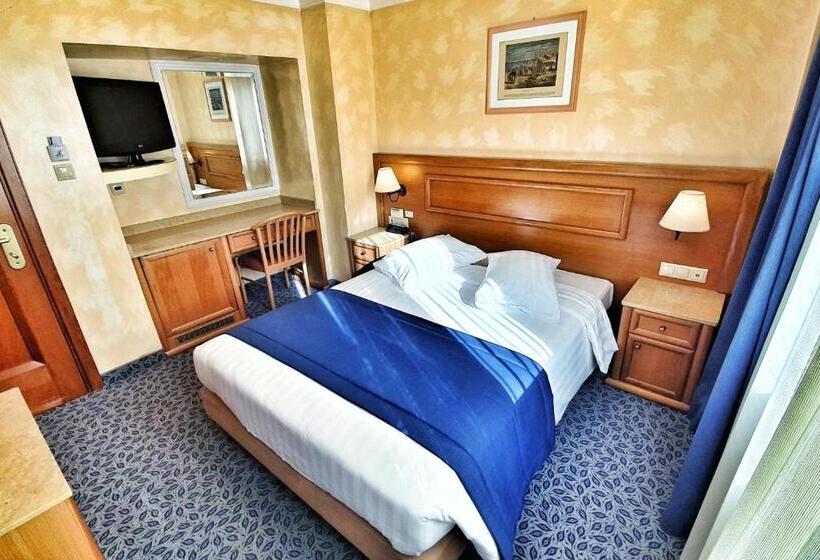 غرفة قياسية فردية, Noufara