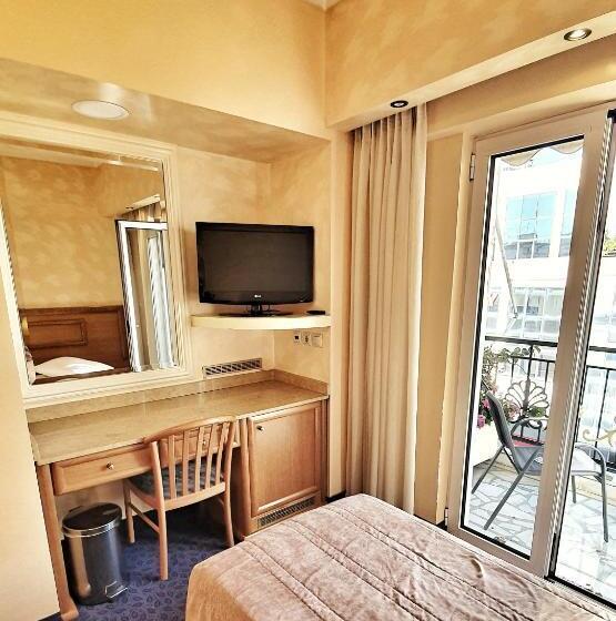 غرفة قياسية, Noufara