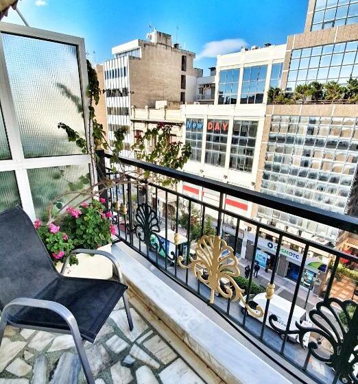 غرفة قياسية ثلاثية, Noufara