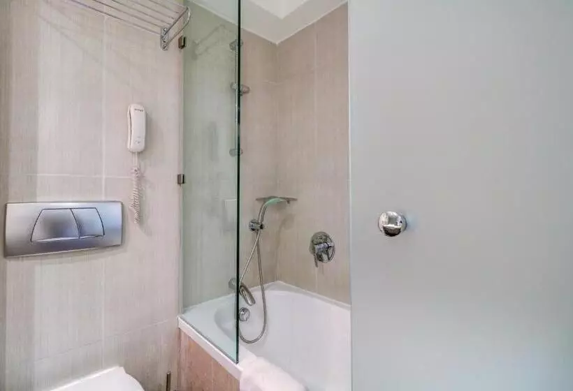 اتاق استاندارد با چشمانداز دریا, Olympian Bay Grand Resort