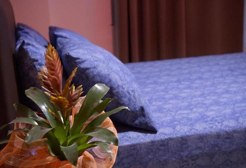 غرفة قياسية, Orpheus