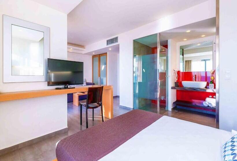 סוויטת ג'וניור םע נוף, Petra Mare