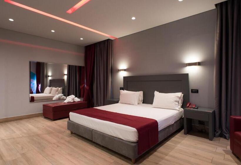 סוויטה עם נוף לעיר, Pines