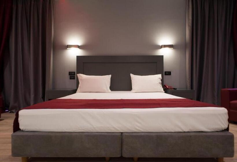 סוויטה עם נוף לעיר, Pines