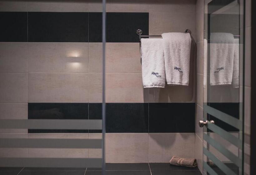 חדר דלוקס עם מרפסת, Pines