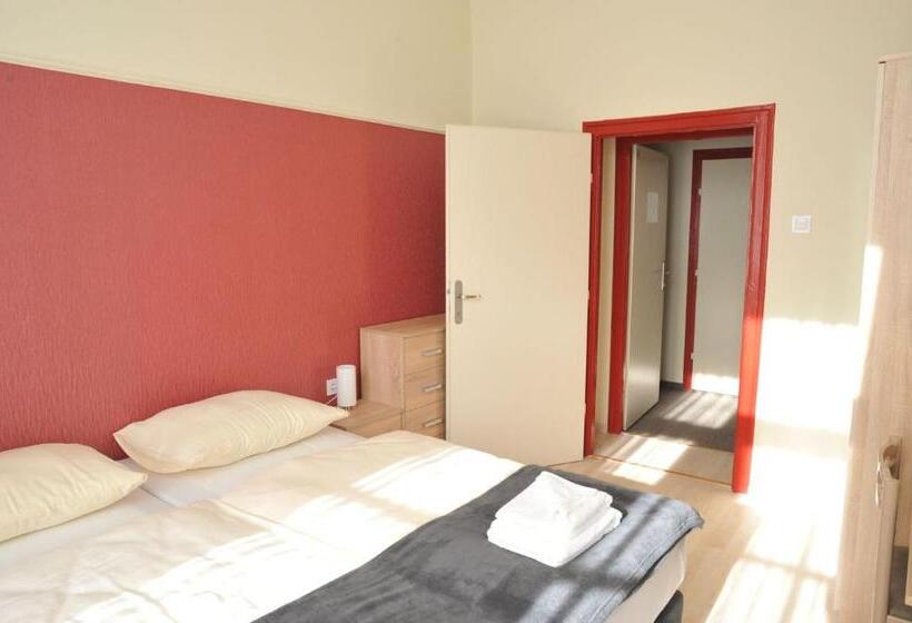 スタンダードルーム, Piros Arany Panzió Kalocsa