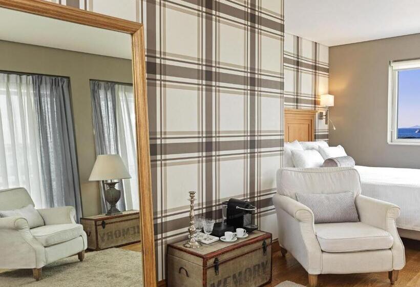 جناح دور أخير, Sea View