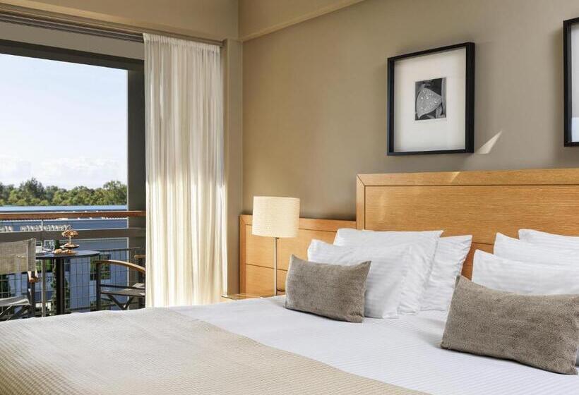 غرفة بريميوم إطلالة جانبية على البحر, Sea View