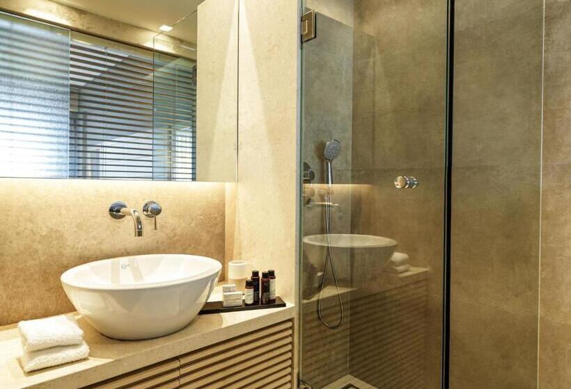 غرفة بريميوم إطلالة جانبية على البحر, Sea View