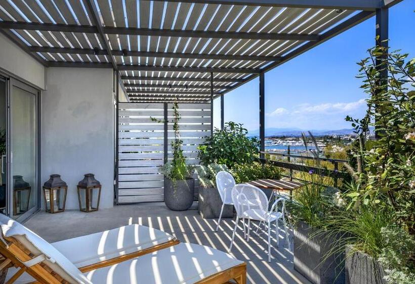 ماستر سويت يطل على البحر, Sea View