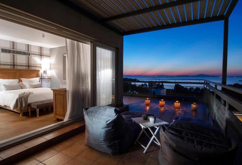 جناح دور أخير, Sea View