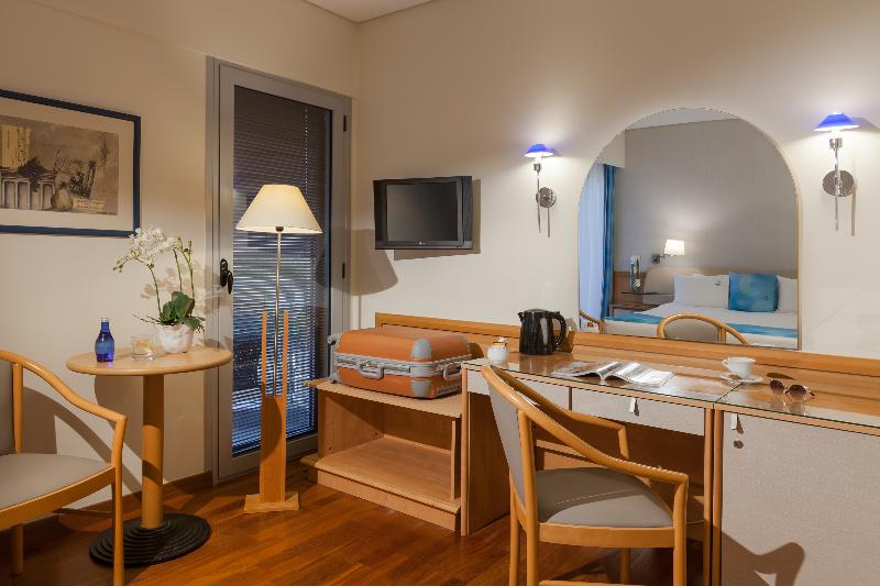 غرفة قياسية, Tropical