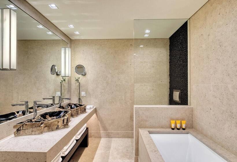 Люкс Семейный 2 Спальни, Santa Marina, A Luxury Collection Resort, Mykonos
