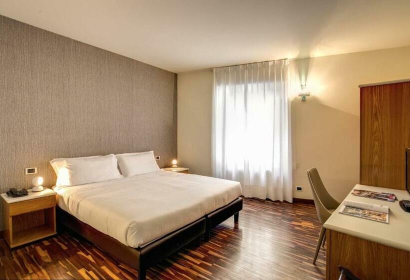 اتاق استاندارد, Albergo Firenze