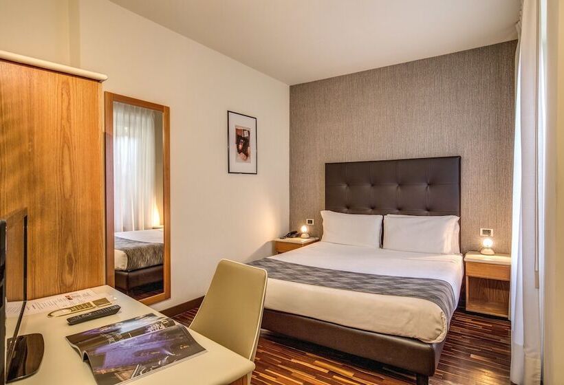 Camera Standard, Albergo Firenze