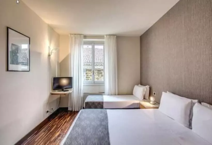3-Bett-Standardzimmer, Albergo Firenze