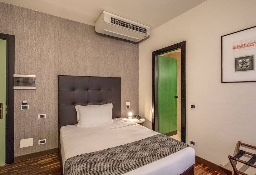 اتاق استاندارد سه نفره, Albergo Firenze