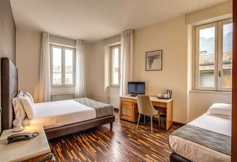 3 Bett Superior Zimmer, Albergo Firenze