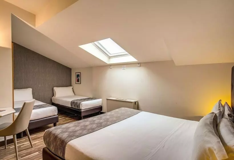 4 Bett Standardzimmer, Albergo Firenze
