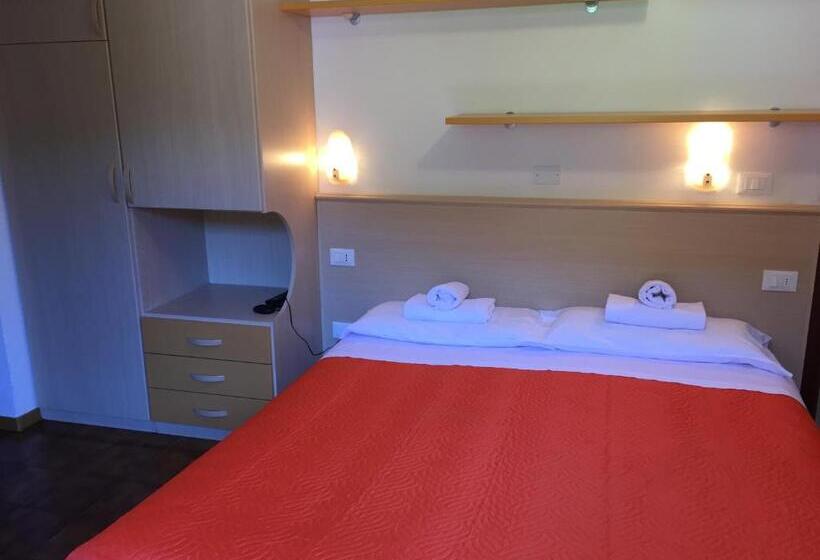 غرفة إقتصادية, Alle Rose