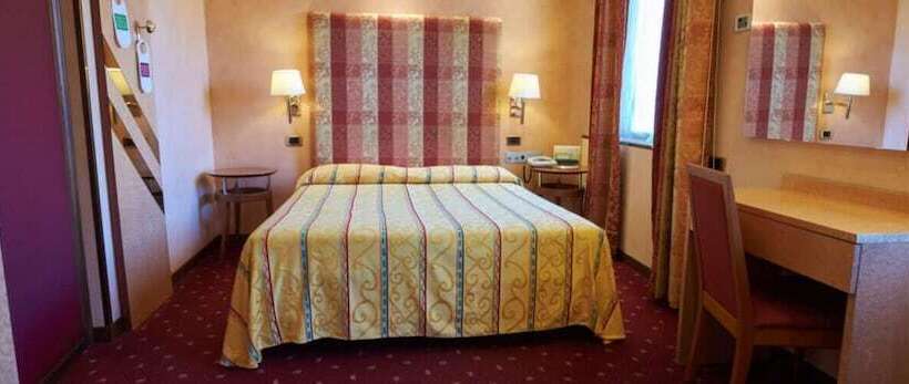 غرفة إقتصادية, Atlantic