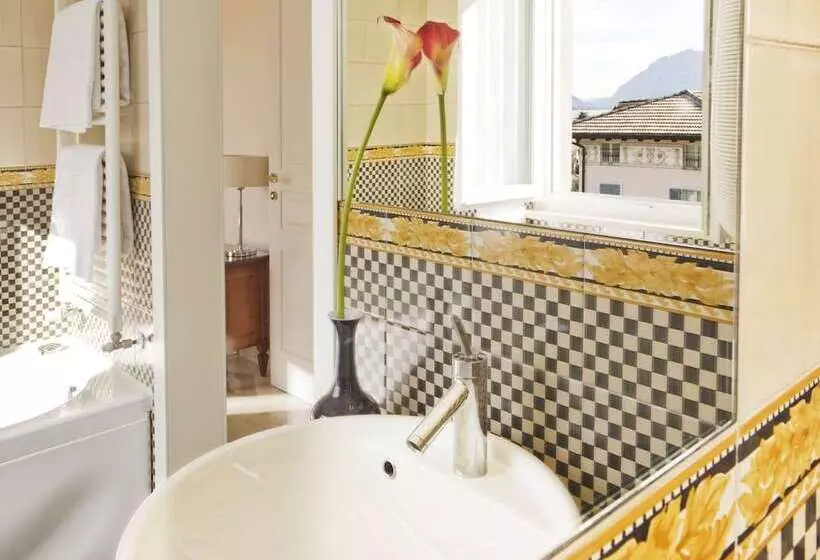 Suite with lake view, Belvedere