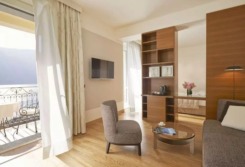 Suite with lake view, Belvedere
