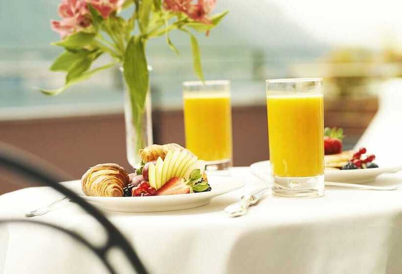 Suite with lake view, Belvedere