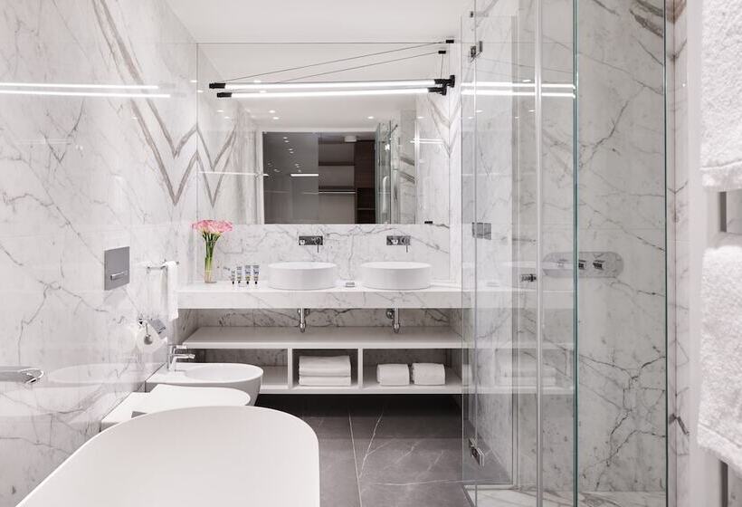 レイクビュースタンダードルーム, Belvedere