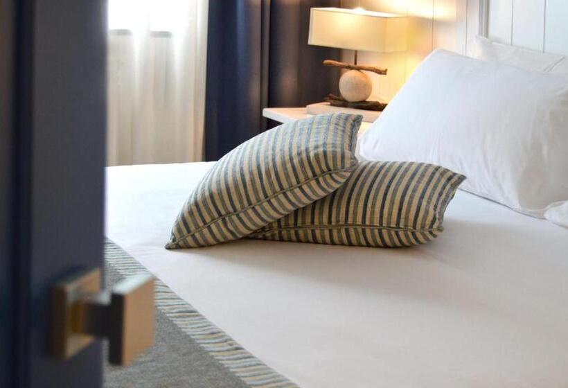 غرفة قياسية, Cala Moresca